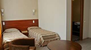 Гостиница СПА Отель Аквамарин Зеленогорск Стандартный двухместный номер с 1 кроватью или 2 отдельными кроватями-5
